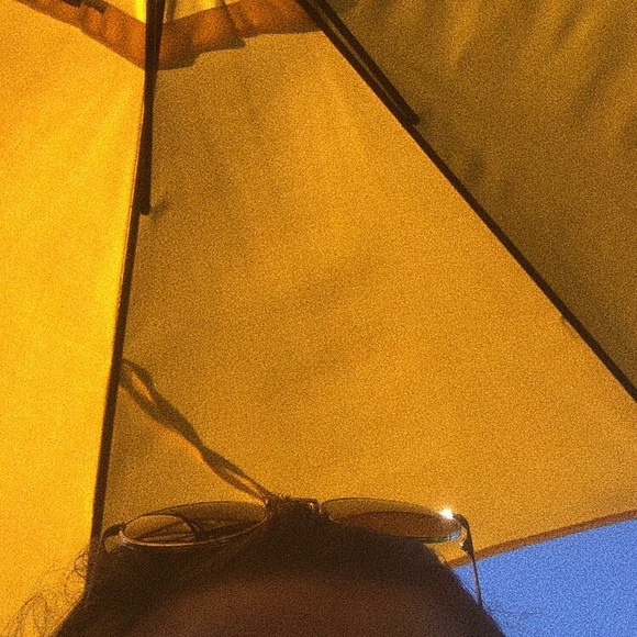 Meet your Posher, Nicole - Picture 1 of 1